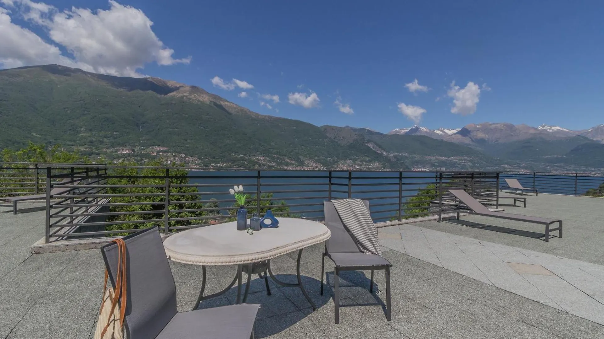 Monolocale Con Soppalco Brezza Del Lario By Varenna Holidays