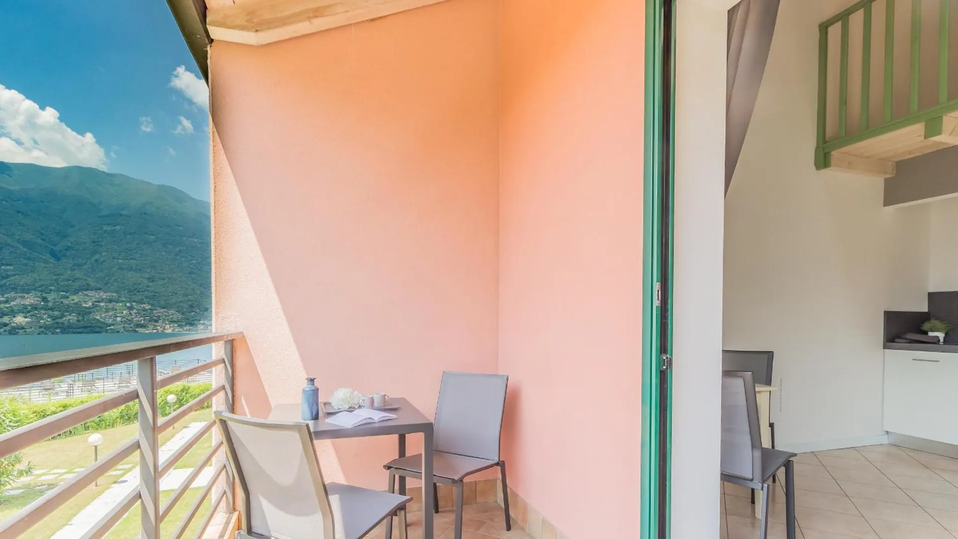 Monolocale Con Soppalco Brezza Del Lario By Varenna Holidays Ιταλία
